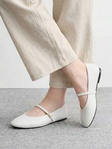 CUCCOO BIZCHIC 女款休閒扣飾設計日常百搭春季鞋 - 象牙白 - 查看 2