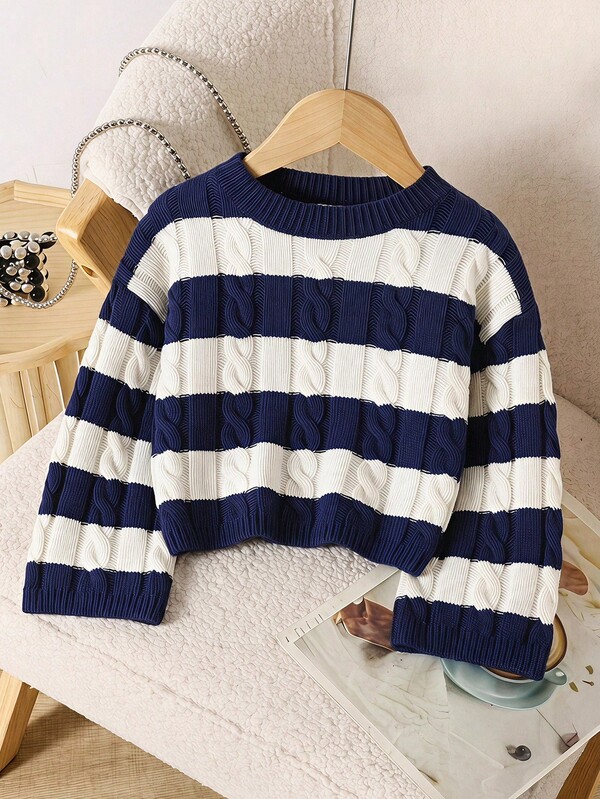 SHEIN Young Girls Round Neck Striped Sweater, Textured. Blue And White Stripes, Can Be Paired With Skirt, Suitable For Back To School Season, Autumn/Winter