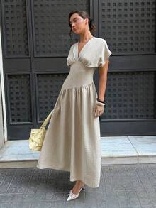 Siren Gaze Short Sleeve Deep V-Neck Pleated Dress, Summer Casual Minimalist Tropical Style, Suitable For Daily Vacation Gatherings, Wedding Guest, Elegant Beige - Apricot - View 10