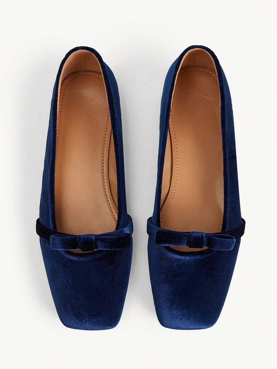 CUCCOO CHICEST Navy Blue Velvet Mary Jane Shoes For Women, French Retro Square Toe Flats, Soft-Soled Ballet Shoes - Blue - View 1
