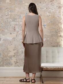KÆRIA Hus Atasan Rajut Tanpa Lengan Peplum Orven - Kancing Depan, Kerah Bulat, Detail Belahan, Pendek, Hem Melebar, Bagian Dada Pas Badan - Lembut - Kasual, Liburan, Musim Gugur, Kantor - Unta - View 4