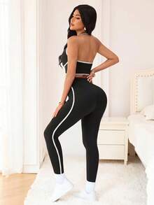 SHEIN Sports 女款拼色飾邊露背掛脖上衣與緊身褲運動套裝 - 黑與白 - 查看 2