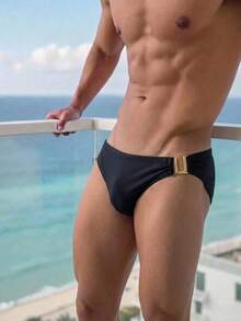 Manfinity Swimmode 男士純色三角泳褲，適合海灘度假 - 黑色 - 查看 4