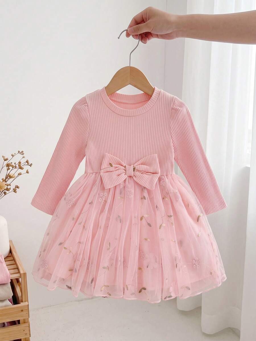 SHEIN 女嬰休閒可愛極簡刺繡網布套裝，長袖羅紋春秋短款寬鬆洋裝，適合室內/戶外活動與購物