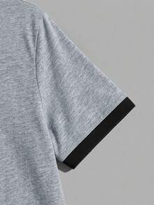 Manfinity Joysei Men's Black And Navy Blue Colorblock T-Shirt With Contrast Cuffs - Black - View 4