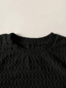 SHEIN 兒童青少年女孩休閒可愛粉色針織紋理短袖T恤與裙子套裝，短版上衣與百褶迷你裙，裙褲迷你裙T恤套裝 粉色 - 黑色 - 查看 7