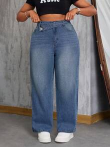SHEIN CURVE+ 牛仔女郎套裝大尺碼女款藍色無彈力牛仔對稱腰線修身直筒長褲 - 淺色水洗藍 - 查看 3