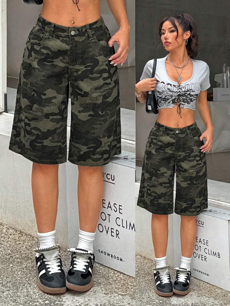SHEIN PETITE Women's Camouflage Denim Shorts Low Rise Knee Length Pants Bermuda Shorts Summer Y2K Casual Street Wear ,Petite Women - Multicolor - View 1
