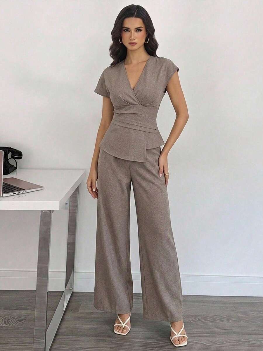 SHEIN Tall 夏季優雅通勤純色收腰上衣與長褲套裝,適合高個女性 - 卡其色 - 查看 1