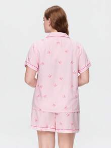 Bonmuse 两件套加大码女式可爱甜美条纹蝴蝶结印花睡衣套装，翻领纽扣短袖上衣和蝴蝶结短裤，夏季休闲睡衣和家居服 - 粉色 - 查看 2
