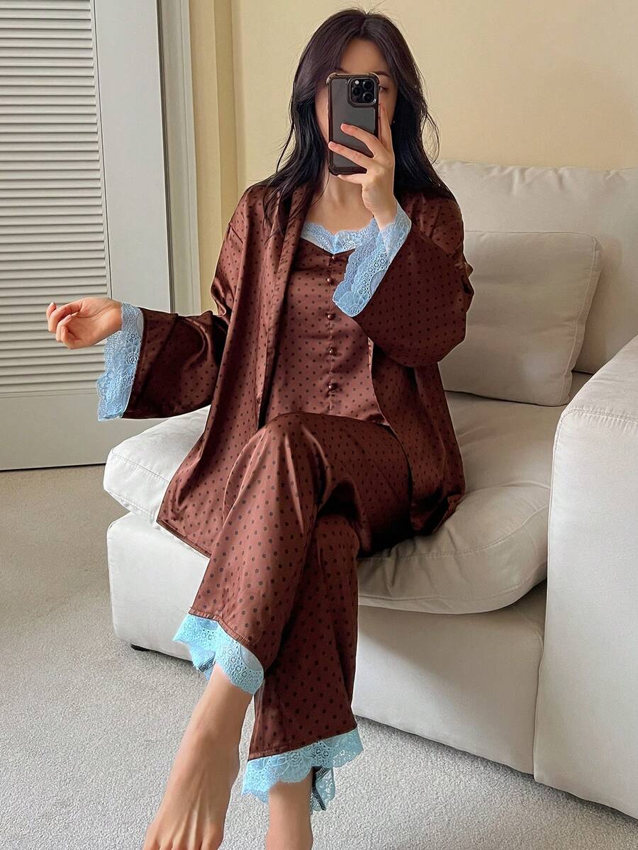DAZY 女款波點圖案對比蕾絲袖口晨袍、背心與長褲時尚睡衣套裝 - 棕色 - 查看 1