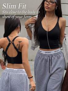 SHEIN Sports Women's Solid Color Back Cutout Daily Fitness Sports Bra - Black - View 1