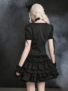 ROMWE Goth 女款黑色條紋哥德童話風蝴蝶結交叉金屬孔眼荷葉邊方領襯衫 - 黑色 - 查看 2