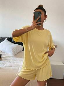 DAZY 純色寬鬆短袖T恤與短款睡褲2件套 夏季女款居家休閒服 - 黃色 - 查看 4