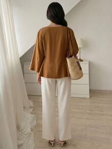 Elenzga Blusa casual versátil de unicolor con mangas acampanadas - Marrón Mocha - Ver 2