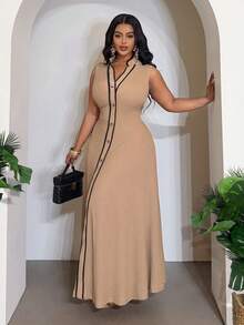 SHEIN CURVE+ 2026 Damen Große Größen Frühling und Sommer Neue Musik Festival, Ostern, Westlicher Stil, Nomadischer Stil, Geburtstagsfest, Abschlussfeier, College Stil, Studentischer Alltag, Grundlegende Vielseitigkeit, Lässig Urlaubsreise, Elegante Party, Tanzparty, Freizeitkleidung, Hochwertig eleganter Khaki und Schwarz kontrastierender V-Ausschnitt A-Linie Maxirock, Ärmelloses Kleid, Damen Berufskleidung, Damen Businesskleidung, Damen Atemberaubendes Kleid - Khaki - Übersicht 3