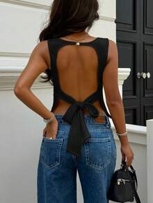 Aloruh Women's Elegant Round Neck Casual Backless Knit Textured Cropped Solid Color Top - Black - View 4