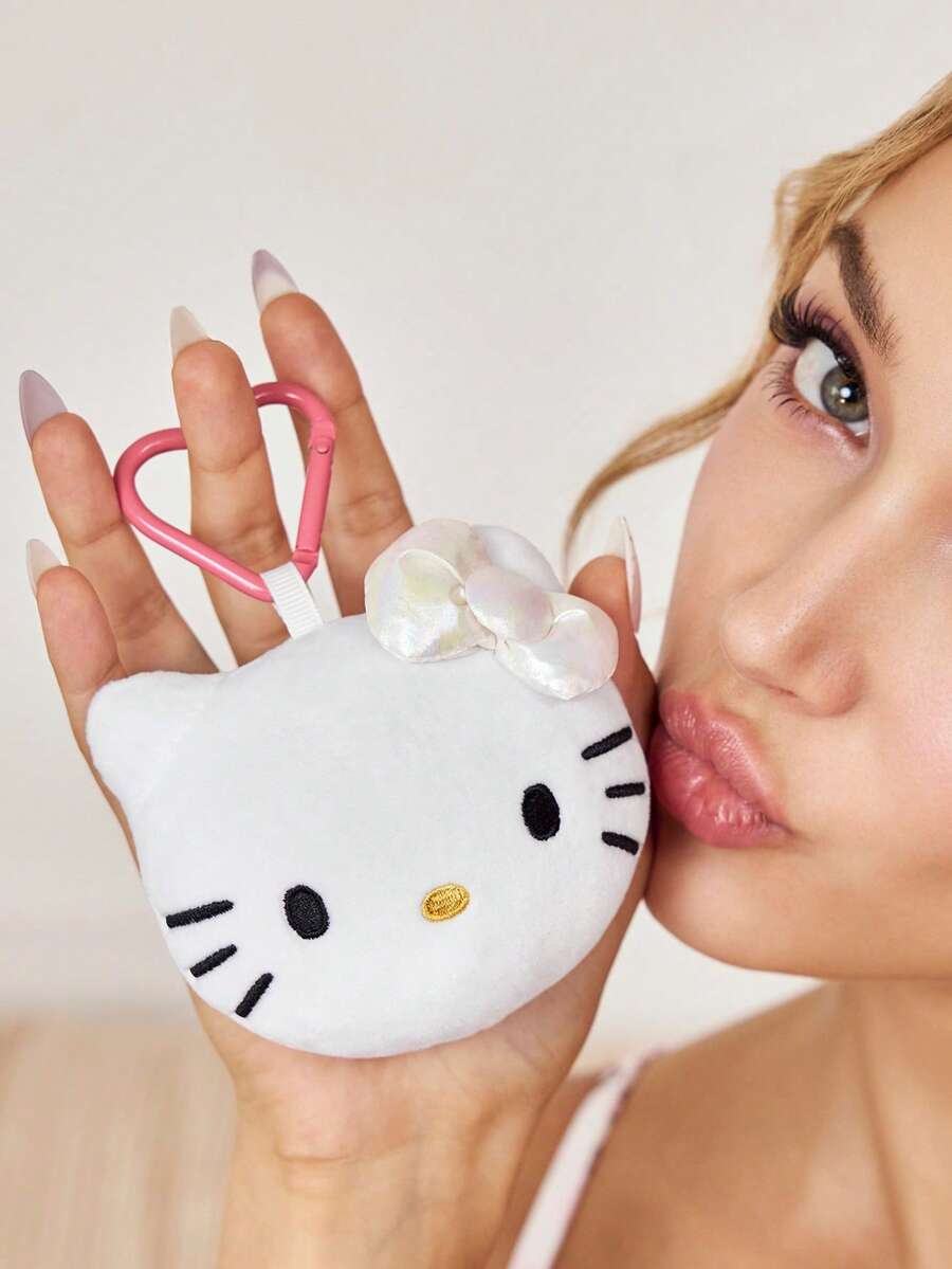 HELLO KITTY AND FRIENDS | SHEIN 1個可愛卡通貓咪吊飾,優雅時尚,可掛在包包與鑰匙上 - 白色 - 查看 1