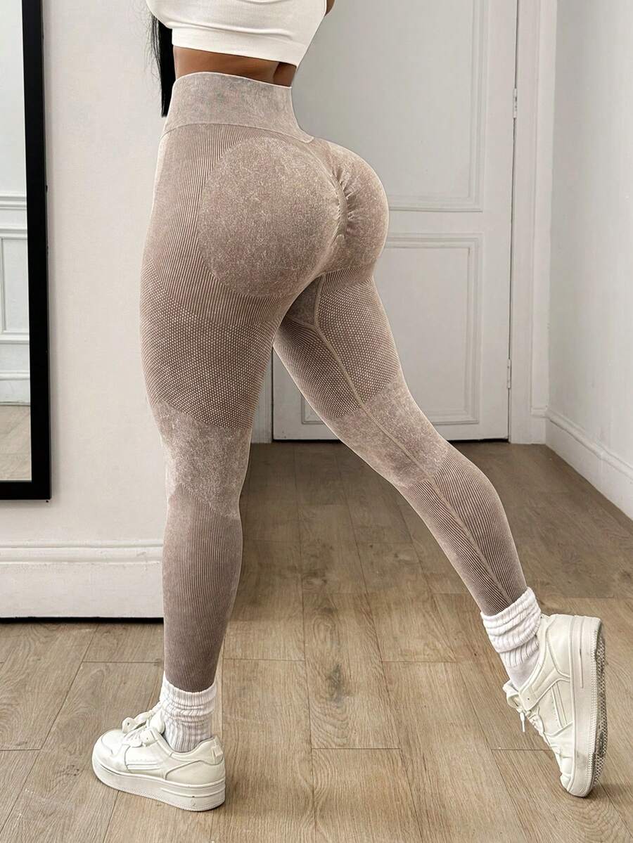 Solea Cove Solea Cove Seamless Yoga Butt-Lifting Slimming Waist-Cinching Outdoor Sports Leggings - Beige - View 1
