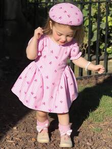 SHEIN 2pcs/Set Baby Girls' Pink And White Striped Bow Print Pink Dress With Beret Hat Cute Summer Classic Plaid Design Birthday Outfit For Outings - Pink - View 2