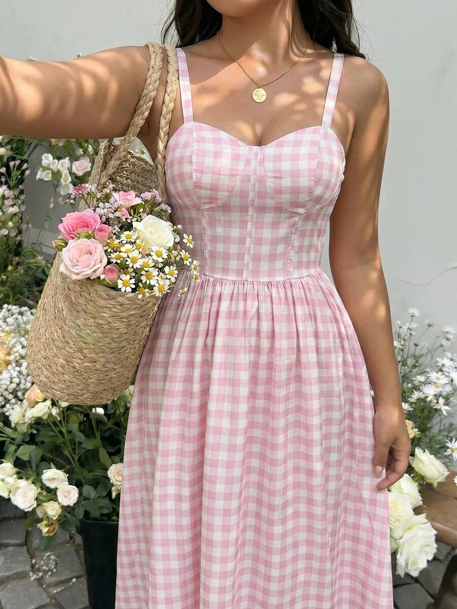 SHEIN MOD 粉白格纹后系带A字长裙——完美适用于度假、约会、野餐、派对、舞会、节日和生日；浪漫复古宫廷风格纹连衣裙、野餐连衣裙、茶会连衣裙、粉色格纹连衣裙、中长女装、情人节服装、夏季服装、春季女装、嘉年华服装