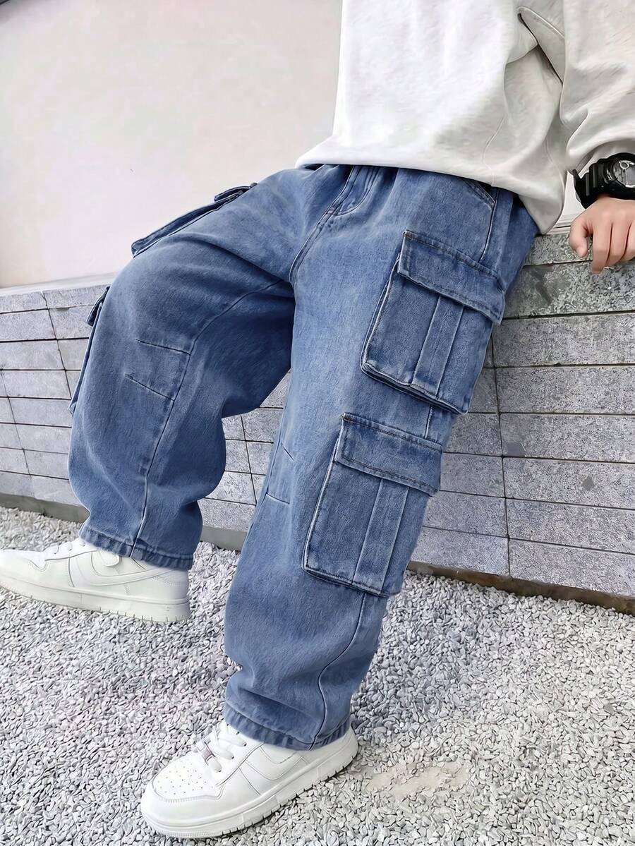 SHEIN 青少年男孩牛仔長褲,夏季,柔軟,棉質,休閒,時尚,百搭,舒適,極簡,彈性腰帶,工裝多口袋設計,寬鬆直筒版型,復古藍色水洗牛仔長褲,適合日常穿著與度假 - 中等水洗藍 - 查看 1