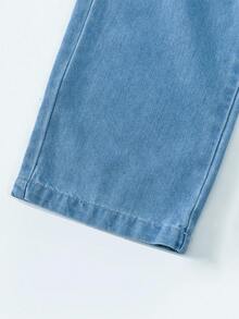 SHEIN Explorewe 女童牛仔褲，秋季新品，淺藍色，彈性腰帶抽繩設計，寬鬆版型，輕量柔軟牛仔布料製成，舒適親膚，適合四季穿著，日常穿搭、拍照、購物、旅行、度假等多用途，2026新款女童牛仔褲 - 淺色水洗藍 - 查看 5