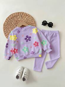 SHEIN 女嬰簡單休閒秋冬紫色花卉仿刺繡印花圓領抓絨衛衣套裝，韓風親膚柔軟小花設計搭配彈性修身內搭褲，2件套適合居家、上學、外出、聚會、日常穿著，秋冬休閒熱銷童裝 - 彩色 - 查看 3