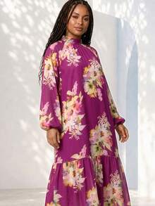 ELLERISSA Vestido midi de talla grande con cuello alto, mangas raglán, cintura caída y estampado floral magenta - Multicolor - Ver 3