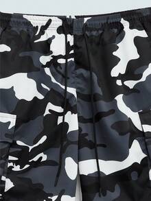 Modcrash Men's Plus Size Summer Camouflage Casual Cargo Shorts - Black and White - View 8