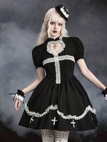 ROMWE Goth 女款短洋裝 哥德童話風 心形十字蕾絲刺繡 可愛病嬌哥特風 - 黑與白 - 查看 7