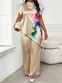 SHEIN Lady Conjunto de top y pantalones con estampado floral y dobladillo asimétrico para mujer de talla grande - Caqui - Ver 1