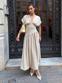 Siren Gaze Short Sleeve Deep V-Neck Pleated Dress, Summer Casual Minimalist Tropical Style, Suitable For Daily Vacation Gatherings, Wedding Guest, Elegant Beige - Apricot - View 6