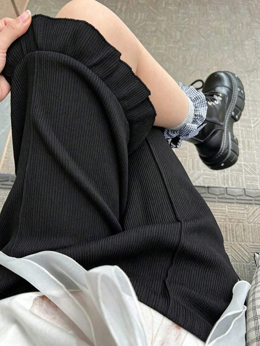 FRIFUL Women's Casual Textured Ruffle HemBermuda Shorts Summer - Black - View 1