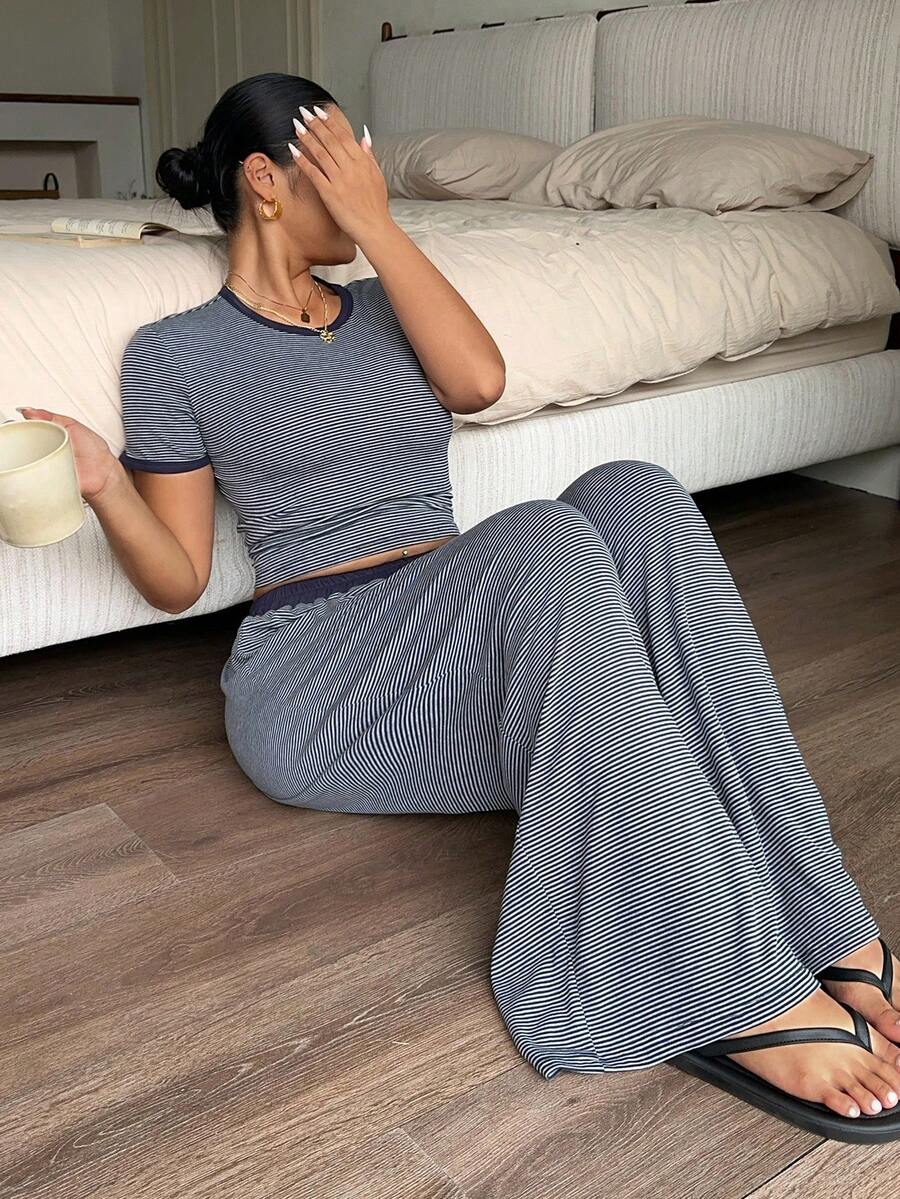 Dazy Plus 2pcs/Set Striped Casual Colorblock Patchwork Slim Fit Short Sleeve Top & Long Pants Loungewear Pajama Set For Spring Summer Autumn - Navy Blue - View 1