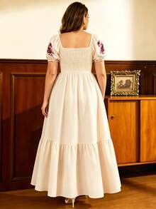 Auvina Vestido Elegante Feminino Plus Size com Decote Quadrado, Cintura Marcada, Estampa Floral e Silhueta A, Vestido Feminino, Vestido de Verão, Elegante para Encontro, Festa, Aniversário - Multicolorido - Visão 2
