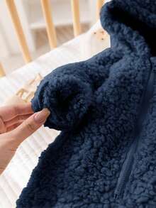 SHEIN 新生男嬰秋冬可愛卡通小狗圖案刺繡長袖連帽前開拉鍊 3D耳朵親膚舒適泡泡抓絨連身衣居家服 - 藏蓝色 - 查看 5
