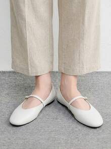CUCCOO BIZCHIC 女款休閒扣飾設計日常百搭春季鞋 - 象牙白 - 查看 5