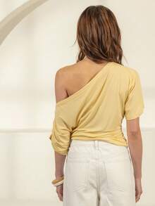 KÆRIA Hus Top Asimétrico Arel - Caída de Lyocell, Hombro Descubierto - Amarillo Mantequilla - Vacaciones, Verano, Top Amarillo - Amarillo claro - Ver 5
