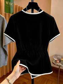 Resyla Women's 3D Floral Decor Round Neck Fashion Versatile Daily Wear Top - Black - View 2