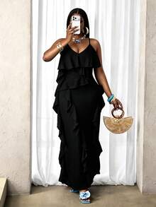 BamGleam Gaun Liburan Wanita Warna Polos dengan Ruffle dan Leher Halter - Hitam - View 5