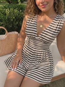 SHEIN MOD Plus Size Women Striped V-Neck Sleeveless Jumpsuit  Women Vacation  Beach Outfit Going Out Summer - Multicolor - View 3