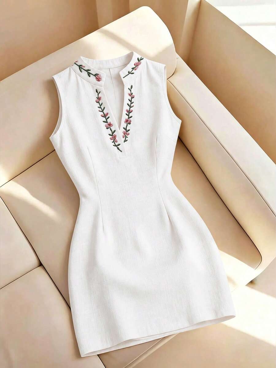 GlowEve 女款夏季無袖刺繡杏色洋裝,立領刺繡V領修身顯瘦通勤迷你裙 - 白色 - 查看 1