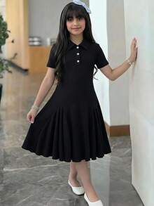 SHEIN 兒童青少年女孩夏季休閒可愛街頭優雅復古學院風羅紋針織黑色 Polo 領短袖套頭喇叭裙洋裝 - 黑色 - 查看 6