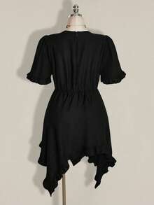 SHEIN ICON 女款大尺碼復古哥德風性感千禧Y2K簡約優雅日常通勤休閒深V領不對稱荷葉邊黑色洋裝萬聖節 - 黑色 - 查看 2