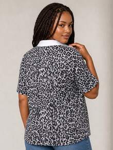 ELLERISSA Curve Elegant Leopard Printed Oversized Tee With Polo Shirt Detail For Women,Pink And Grey,Summer,Smart Casual,Everyday Plus Size Tops - Multicolor - View 2