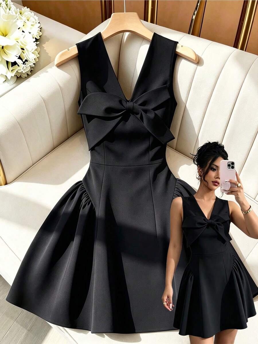 GlowEve French Style Waist-Cinched Sleeveless Bow Dress, Summer, Suitable For Date Party Black V-Neck Dress, Suitable For Daily Outings, Vacation - Black - View 1