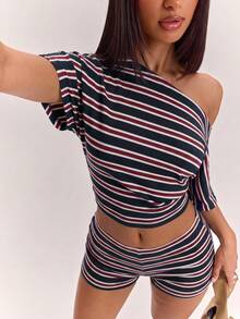 SHEIN BAE 女款條紋拼色不對稱領上衣與短褲休閒日常兩件套 - 藏蓝色 - 查看 5