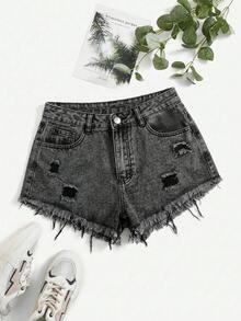 SHEIN Tall CURVE Plus Size Solid Color Frayed Hem Ripped Slant Pocket Casual Denim Shorts - Blue - View 4