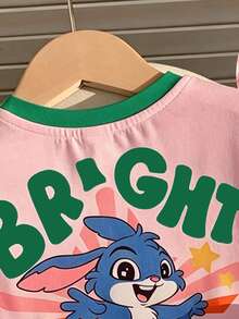 女嬰簡單休閒可愛卡通藍色兔子 Lulu & Stitch 圖案條紋圓領短袖T恤與內搭褲套裝，適合春夏，Kawaii、圖案、舒適、度假風、多巴胺配色、派對造型 - 彩色 - 查看 3